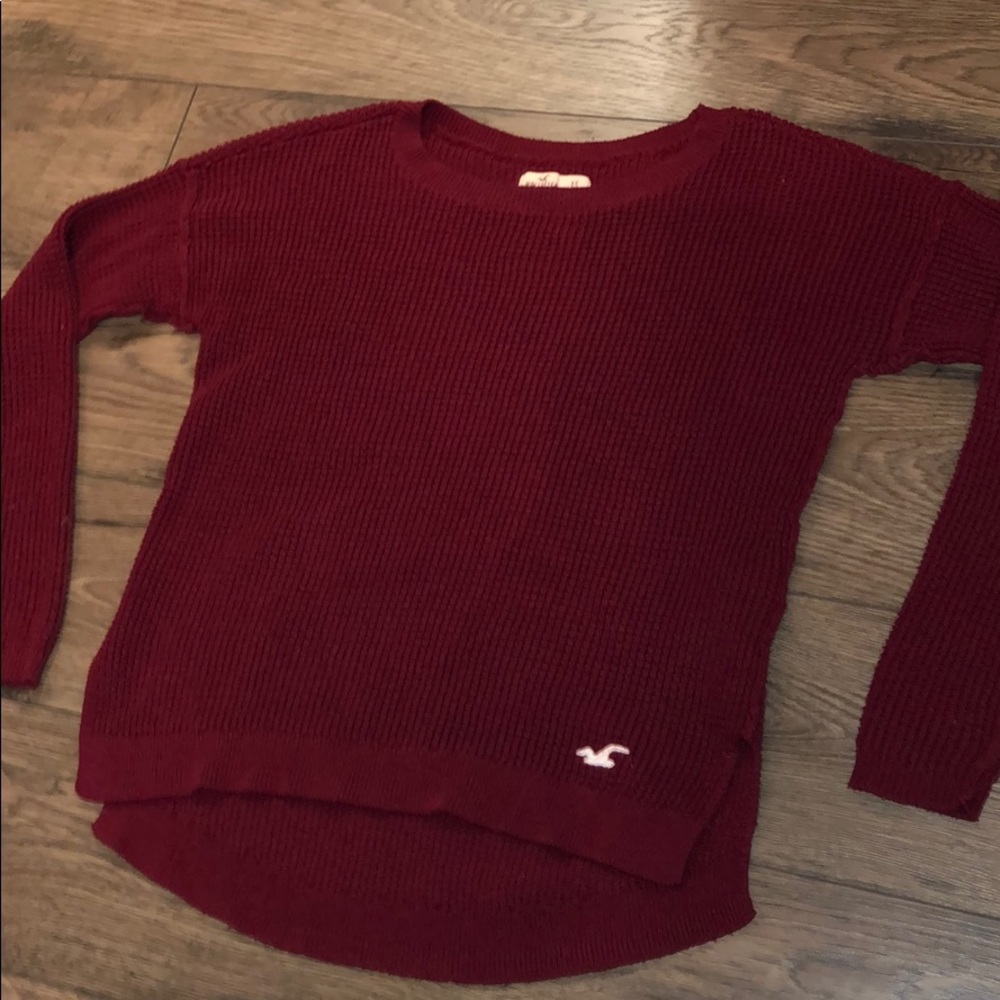 Maroon knit fall sweatshirt